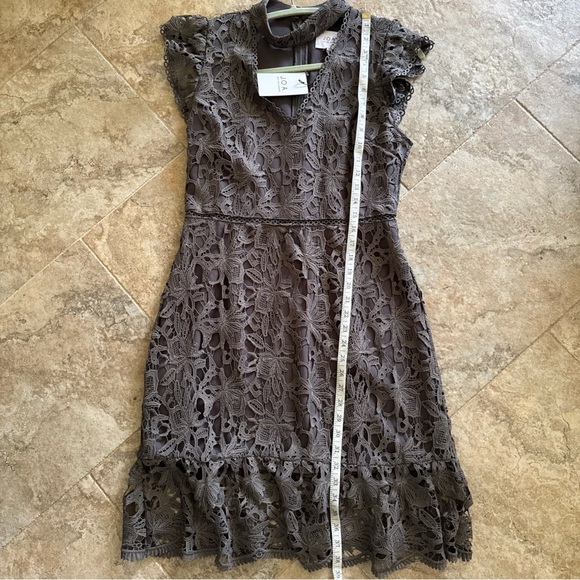 NWT J.O.A. grey lace dress- just one answer size large woman’s dress cap sleeve - Picture 7 of 10